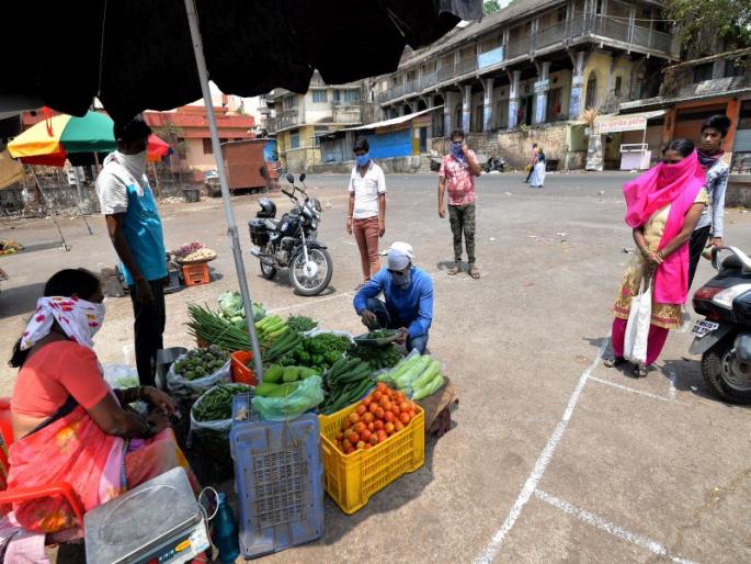 Vegetable to be found in 6 places in Nashik city | नाशिक शहरात ४७ ठिकाणी मिळणार भाजीपाला Vegetable to be found in 6 places in Nashik city | नाशिक शहरात ४७ ठिकाणी मिळणार भाजीपाला
