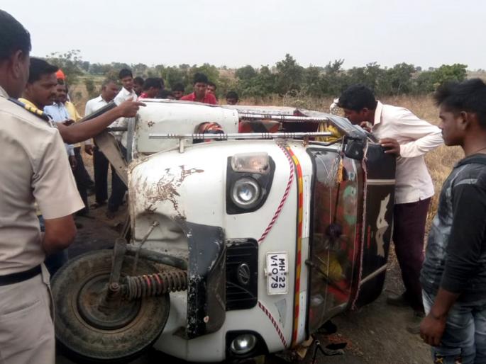 Parbhani: Two accidents kill two people | परभणी : दोन अपघातांत दोघे जण ठार