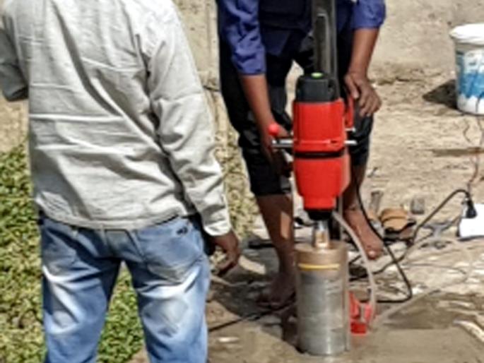 Parbhani; The irregularities in 'Jalukta' work of Shahapur | परभणी ; शहापूरच्या ‘जलयुक्त’ कामात अनियमितताच Parbhani; The irregularities in 'Jalukta' work of Shahapur | परभणी ; शहापूरच्या ‘जलयुक्त’ कामात अनियमितताच