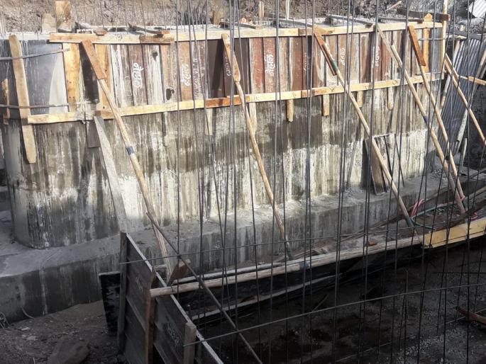 Parbhani: Due to slow working, traffic will stop | परभणी: पुलाच्या संथ कामामुळे वाहतूक होणार बंद Parbhani: Due to slow working, traffic will stop | परभणी: पुलाच्या संथ कामामुळे वाहतूक होणार बंद