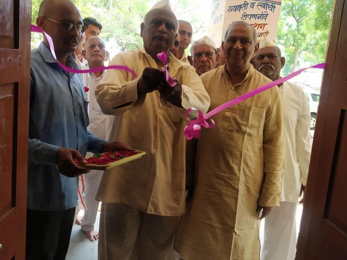 'Belgange' has become the largest digital public school | लोकसहभागातून ‘बेलगंगे’च्या सहा शाळा झाल्या डिजिटल 'Belgange' has become the largest digital public school | लोकसहभागातून ‘बेलगंगे’च्या सहा शाळा झाल्या डिजिटल