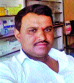 Prostitution business; Custodial lawyer arrested | वेश्या व्यवसाय; कडेगावच्या वकिलास अटक Prostitution business; Custodial lawyer arrested | वेश्या व्यवसाय; कडेगावच्या वकिलास अटक