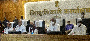 Sensitivity re-experienced from Pawar's visit! | पवार यांच्या दौऱ्यातून पुन्हा अनुभवास आली संवेदनशीलता! Sensitivity re-experienced from Pawar's visit! | पवार यांच्या दौऱ्यातून पुन्हा अनुभवास आली संवेदनशीलता!