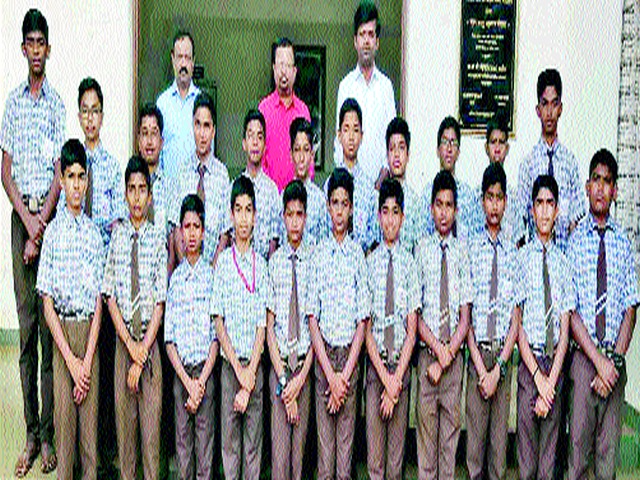 5% result of drawing test | रेखाकला परीक्षेचा १०० टक्के निकाल