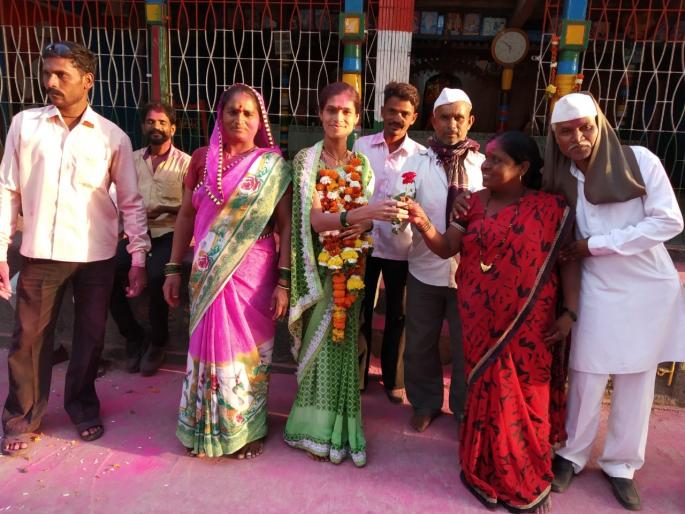 Sonoshi sarpanchapadhi Tai Poetakule | सोनोशी सरपंचपदी ताई पोटकुले Sonoshi sarpanchapadhi Tai Poetakule | सोनोशी सरपंचपदी ताई पोटकुले