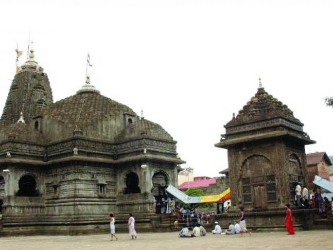 Inspection of space for Panchayat Samiti | पंचायत समितीसाठी जागेची पाहणी Inspection of space for Panchayat Samiti | पंचायत समितीसाठी जागेची पाहणी