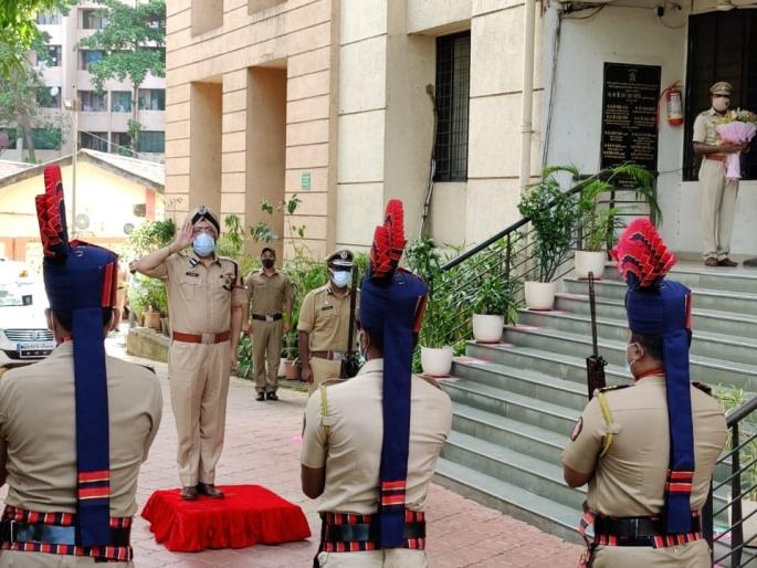 Finally, Jayjit Singh accepted the post of Thane Police Commissioner | अखेर ठाण्याच्या पोलीस आयुक्तपदाची जयजित सिंह यांनी सूत्रे स्वीकारली Finally, Jayjit Singh accepted the post of Thane Police Commissioner | अखेर ठाण्याच्या पोलीस आयुक्तपदाची जयजित सिंह यांनी सूत्रे स्वीकारली