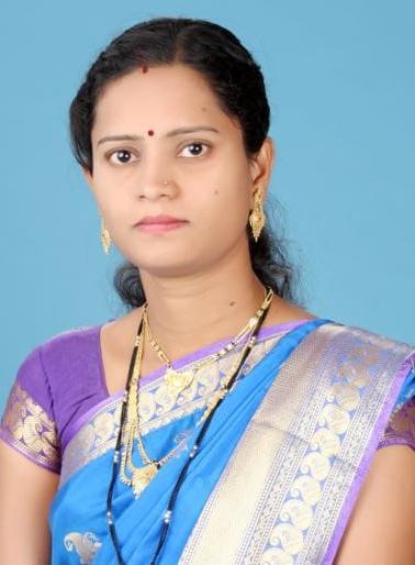 The hunger of a woman member against the arbitrary arrogance of the Thane District Council of the Republic on the Republic Day | प्रजासत्ताक दिनी ठाणे जिल्हा परिषद प्रशासनाच्या मनमानी विरोधात महिला सदस्याचे उपोषण