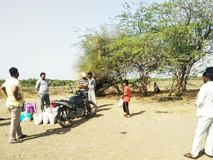 It was time for the coal of life, but humanity came running | आयुष्याचा कोळसा होण्याची वेळ आली, मात्र माणुसकी धावून आली It was time for the coal of life, but humanity came running | आयुष्याचा कोळसा होण्याची वेळ आली, मात्र माणुसकी धावून आली