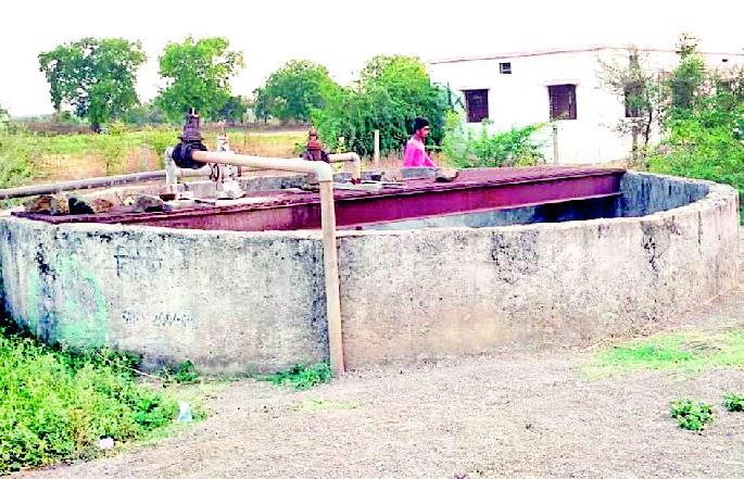 Water problem persisted; There is no solution | पाणीसमस्या कायम; उपाययोजना नाही