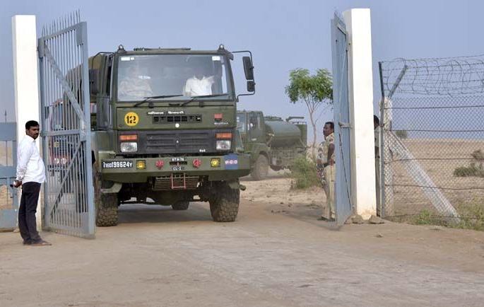 Wardha blasted contractor Chandkal's mobile switched off and locked in the house! | वर्धा स्फोटातील कंत्राटदार चांडकचा भ्रमणध्वनी स्विच आॅफ आणि घर कुलूपबंद! Wardha blasted contractor Chandkal's mobile switched off and locked in the house! | वर्धा स्फोटातील कंत्राटदार चांडकचा भ्रमणध्वनी स्विच आॅफ आणि घर कुलूपबंद!