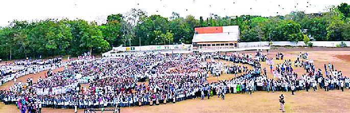The Election Commission's signature of 6 thousand youths came true | ६ हजार तरुणांनी साकारले निवडणूक आयोगाचे चिन्ह