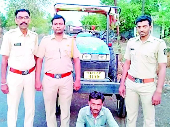 The illegal quarrying began in the forest section | अवैध उत्खनन करणारा लागला वनविभागाच्या गळाला The illegal quarrying began in the forest section | अवैध उत्खनन करणारा लागला वनविभागाच्या गळाला