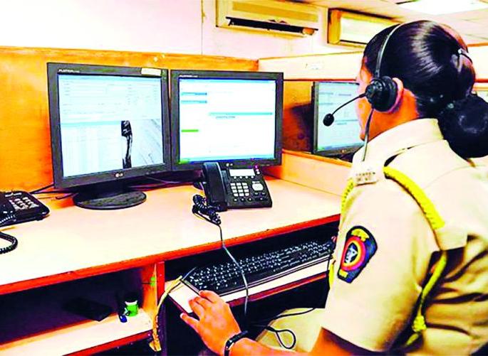 Police shout for a holiday | पोलिसांची सुटीसाठी ओरड Police shout for a holiday | पोलिसांची सुटीसाठी ओरड