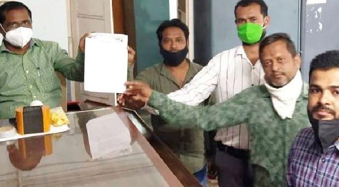 Embezzlement in the purchase of corona remedy materials | कोरोना उपाययोजना साहित्य खरेदीत अपहार Embezzlement in the purchase of corona remedy materials | कोरोना उपाययोजना साहित्य खरेदीत अपहार