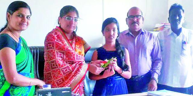 Arnie's rich selection of air travel | आर्णीच्या समृद्धीची हवाई सफरसाठी निवड Arnie's rich selection of air travel | आर्णीच्या समृद्धीची हवाई सफरसाठी निवड