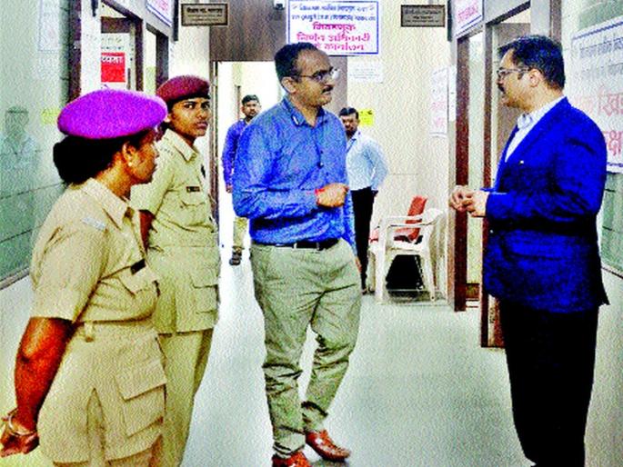 Nightly rabbi governing body; Election smooth due to action plan | दिवसरात्र राबली प्रशासकीय यंत्रणा; कृती आराखड्यामुळे निवडणूक निर्विघ्न Nightly rabbi governing body; Election smooth due to action plan | दिवसरात्र राबली प्रशासकीय यंत्रणा; कृती आराखड्यामुळे निवडणूक निर्विघ्न