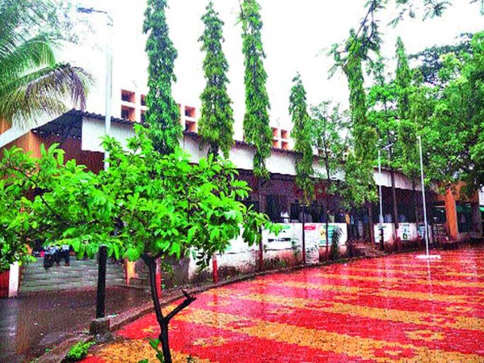 Nashik Regional Transport Department revenue second in the state in revenue | नाशिक प्रादेशिक परिवहन विभाग  महसूल उत्पन्नात राज्यात द्वितीय  Nashik Regional Transport Department revenue second in the state in revenue | नाशिक प्रादेशिक परिवहन विभाग  महसूल उत्पन्नात राज्यात द्वितीय