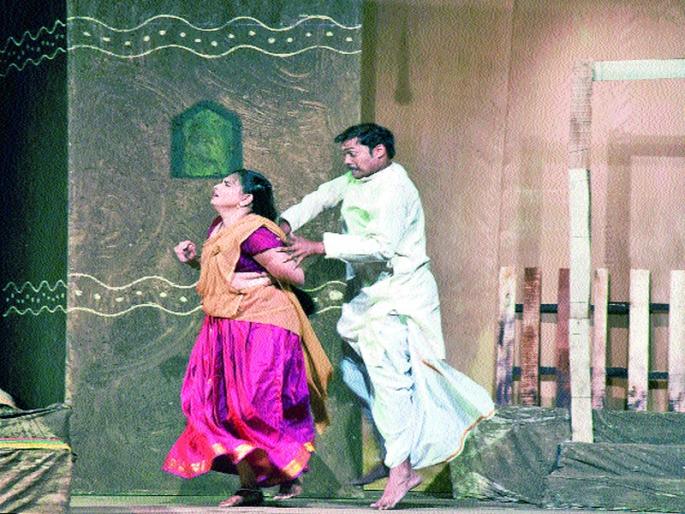 'Unfinished' that unfolds various aspects of woman's divinity | स्त्रीच्या भावविश्वाचे विविध पैलू उलगडणारे ‘नागमंडळ’ 'Unfinished' that unfolds various aspects of woman's divinity | स्त्रीच्या भावविश्वाचे विविध पैलू उलगडणारे ‘नागमंडळ’