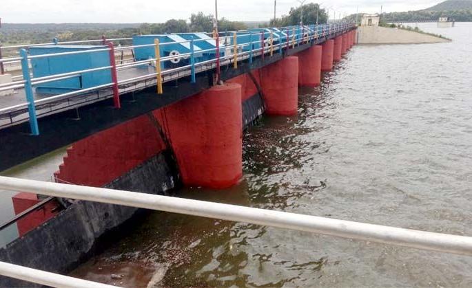 70 per cent reservoirs in Wardha district full of water | वर्धा जिल्ह्यातील ७० टक्के जलाशयांत पाणी ‘फुल्ल’ 70 per cent reservoirs in Wardha district full of water | वर्धा जिल्ह्यातील ७० टक्के जलाशयांत पाणी ‘फुल्ल’