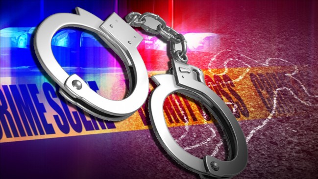 Husband's wife's bloodless murder by her husband | कु-हाडीने पतीकडून पत्नीचा निर्घृण खून Husband's wife's bloodless murder by her husband | कु-हाडीने पतीकडून पत्नीचा निर्घृण खून