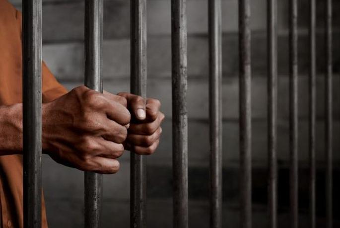 Ex-GP member of Wardha departs in jail | Corona Virus in Wardha; वर्ध्याच्या माजी जि.प.सदस्यासह तिघांची कारागृहात रवानगी Ex-GP member of Wardha departs in jail | Corona Virus in Wardha; वर्ध्याच्या माजी जि.प.सदस्यासह तिघांची कारागृहात रवानगी