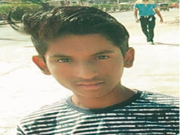 twin brother kills brother due poor in study | अभ्यासात पुढे असल्याच्या द्वेषातून जुळ्या भावाचा हातोडी मारून केला खून twin brother kills brother due poor in study | अभ्यासात पुढे असल्याच्या द्वेषातून जुळ्या भावाचा हातोडी मारून केला खून