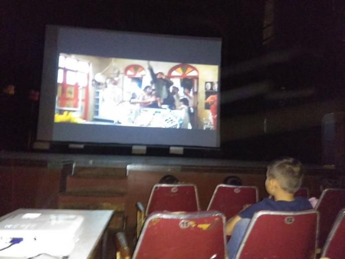 Kolhapur: Srideviela Daryanjali, 'Chilar Party', Spiral Response to 'Turbo' | कोल्हापूर : ‘चिल्लर पार्टी’तर्फे श्रीदेवीला आदरांजली, ‘टर्बो’ चित्रपटाला बालरसिकांचा उत्स्फूर्त प्रतिसाद Kolhapur: Srideviela Daryanjali, 'Chilar Party', Spiral Response to 'Turbo' | कोल्हापूर : ‘चिल्लर पार्टी’तर्फे श्रीदेवीला आदरांजली, ‘टर्बो’ चित्रपटाला बालरसिकांचा उत्स्फूर्त प्रतिसाद