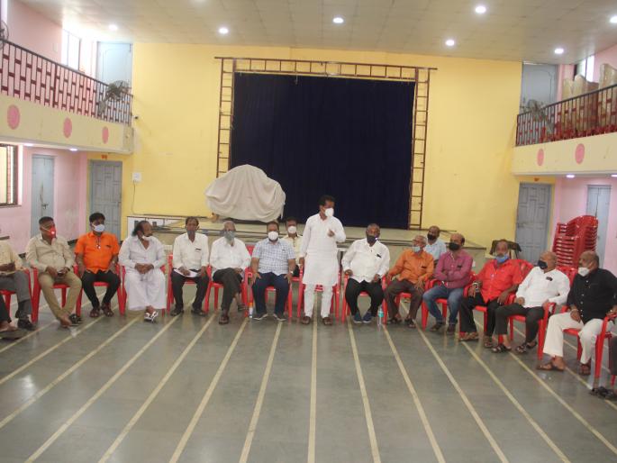 Dam agitation of the entire Maratha community for the demand of a special convention | Maratha Reservation :विशेष अधिवेशनाच्या मागणीसाठी मराठा समाजाचे शुक्रवारी धरणे आंदोलन Dam agitation of the entire Maratha community for the demand of a special convention | Maratha Reservation :विशेष अधिवेशनाच्या मागणीसाठी मराठा समाजाचे शुक्रवारी धरणे आंदोलन