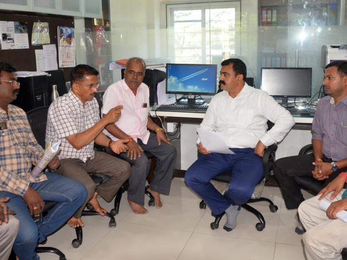 Don't object to the notice, criminalize the commissioner directly | नोटीसचे गुºहाळ नको, थेट आयुक्तांवर फौजदारी करा : प्रदूषण नियंत्रण मंडळाचे अधिकाऱ्यांना खडेबोल Don't object to the notice, criminalize the commissioner directly | नोटीसचे गुºहाळ नको, थेट आयुक्तांवर फौजदारी करा : प्रदूषण नियंत्रण मंडळाचे अधिकाऱ्यांना खडेबोल