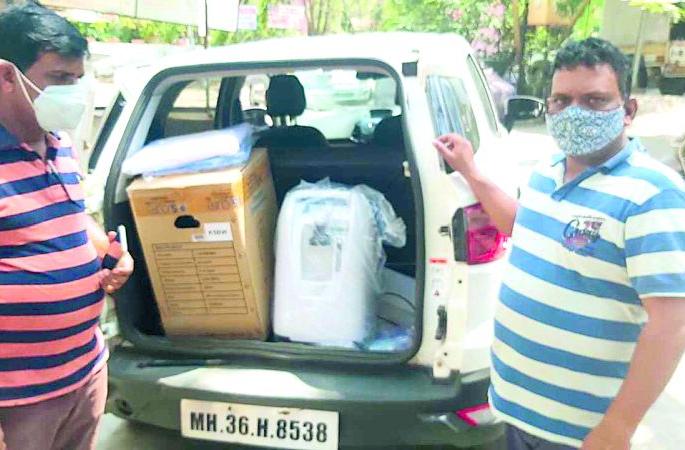 Surgery to save sister; Baba Mendhe is providing free oxygen concentrator | Coronavirus in Nagpur; बहिणीला वाचवू न शकल्याचे शल्य; बाबा मेंढे पुरवित आहेत नि:शुल्क ऑक्सिजन कन्सन्ट्रेटर Surgery to save sister; Baba Mendhe is providing free oxygen concentrator | Coronavirus in Nagpur; बहिणीला वाचवू न शकल्याचे शल्य; बाबा मेंढे पुरवित आहेत नि:शुल्क ऑक्सिजन कन्सन्ट्रेटर
