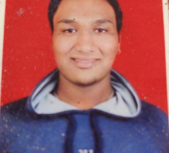 The sincerity of the youth at Ghoti | घोटी येथील तरूणाचा प्रामाणकिपणा The sincerity of the youth at Ghoti | घोटी येथील तरूणाचा प्रामाणकिपणा