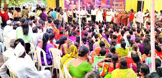 Not the Bhartiya, nor the BJP's chitpakru | ना पोहोचले भारतीय, ना भाजपचे चिटपाखरू Not the Bhartiya, nor the BJP's chitpakru | ना पोहोचले भारतीय, ना भाजपचे चिटपाखरू