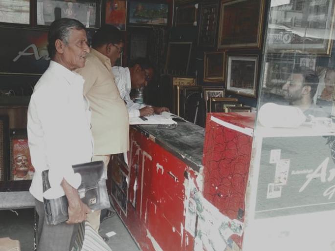 Beed municipality has collected Rs. 9 lakh tax in five days | बीड पालिकेचा पाच दिवसांत १९ लाखांचा कर वसूल Beed municipality has collected Rs. 9 lakh tax in five days | बीड पालिकेचा पाच दिवसांत १९ लाखांचा कर वसूल