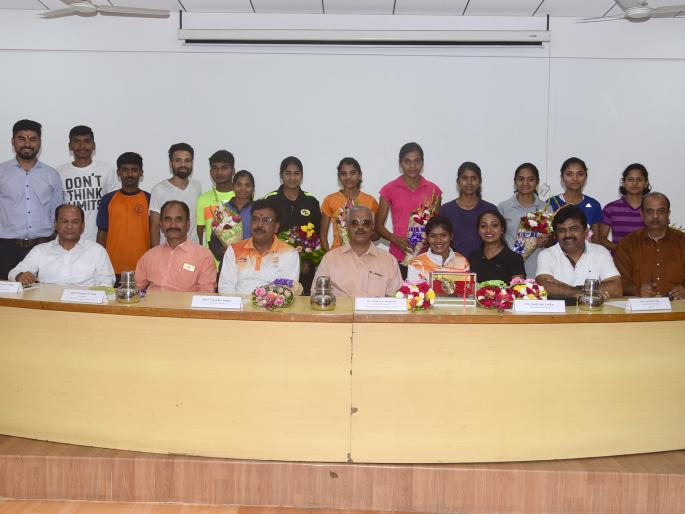 Sanjivani Jadhav felicitated by Bhonsala College of Engineering | भोंसला महाविद्यालयातर्फे संजीवनी जाधवचा सत्कार Sanjivani Jadhav felicitated by Bhonsala College of Engineering | भोंसला महाविद्यालयातर्फे संजीवनी जाधवचा सत्कार