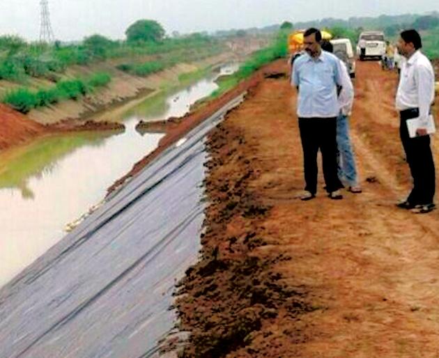 Former MLAs run for water | आजी-माजी आमदारांची पाण्यासाठी धाव Former MLAs run for water | आजी-माजी आमदारांची पाण्यासाठी धाव