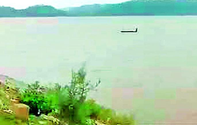 The Irrigation Project in Chandrapur district is about oxygen | चंद्रपूर जिल्ह्यातील सिंचन प्रकल्प आॅक्सिजनवर