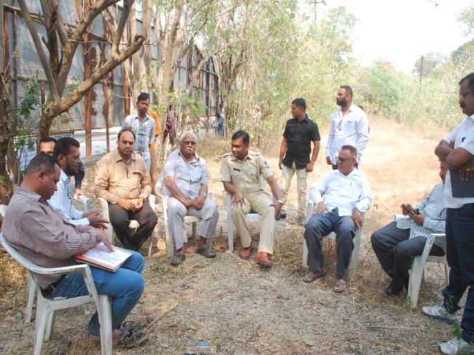 Counting place of District Jail in Dhule city | धुळे शहरातील जिल्हा कारागृहाच्या जागेची मोजणी Counting place of District Jail in Dhule city | धुळे शहरातील जिल्हा कारागृहाच्या जागेची मोजणी