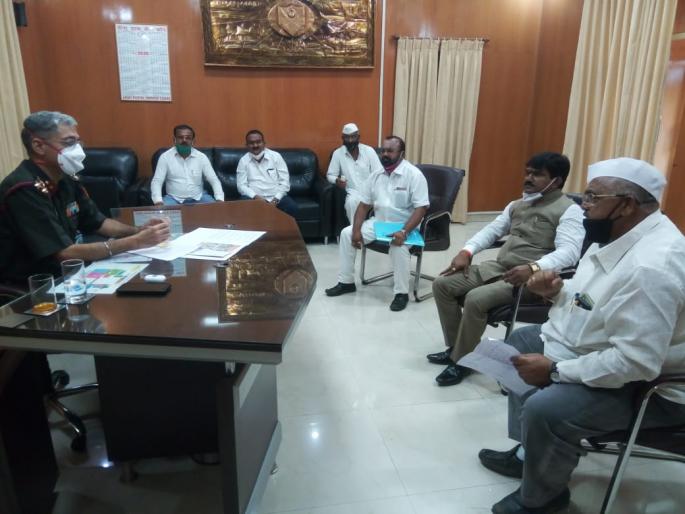 Roads should be closed only by the military administration | लष्करी प्रशासनाने पर्याय देऊनच रस्ते बंद करावे Roads should be closed only by the military administration | लष्करी प्रशासनाने पर्याय देऊनच रस्ते बंद करावे