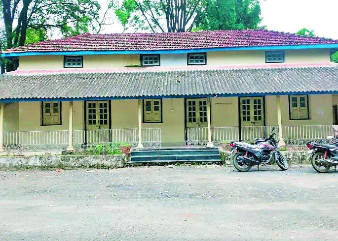 Evidence of British architecture remains | ब्रिटिशांच्या स्थापत्यकलेची साक्ष कायम Evidence of British architecture remains | ब्रिटिशांच्या स्थापत्यकलेची साक्ष कायम