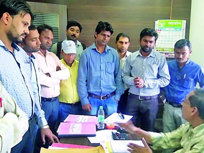 DCPS deduction account balance! | डीसीपीएस कपातीचा हिशेब मिळेना! DCPS deduction account balance! | डीसीपीएस कपातीचा हिशेब मिळेना!