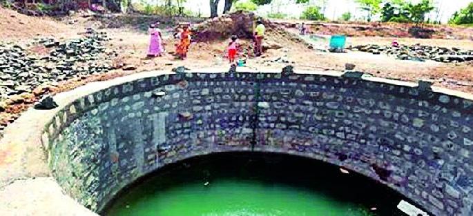For two years, 781 wells are incomplete | दोन वर्षे लोटूनही ७८१ विहिरी अपूर्णच For two years, 781 wells are incomplete | दोन वर्षे लोटूनही ७८१ विहिरी अपूर्णच