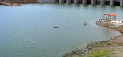 Medium Project waterlevel gone down | मध्यम प्रकल्प जोत्याखाली Medium Project waterlevel gone down | मध्यम प्रकल्प जोत्याखाली