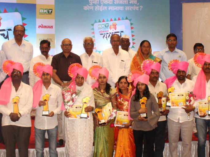 Sarpanch of the Year award for Sachin More | सचिन मोरे यांना सरपंच आॅफ द इयर पुरस्कार Sarpanch of the Year award for Sachin More | सचिन मोरे यांना सरपंच आॅफ द इयर पुरस्कार