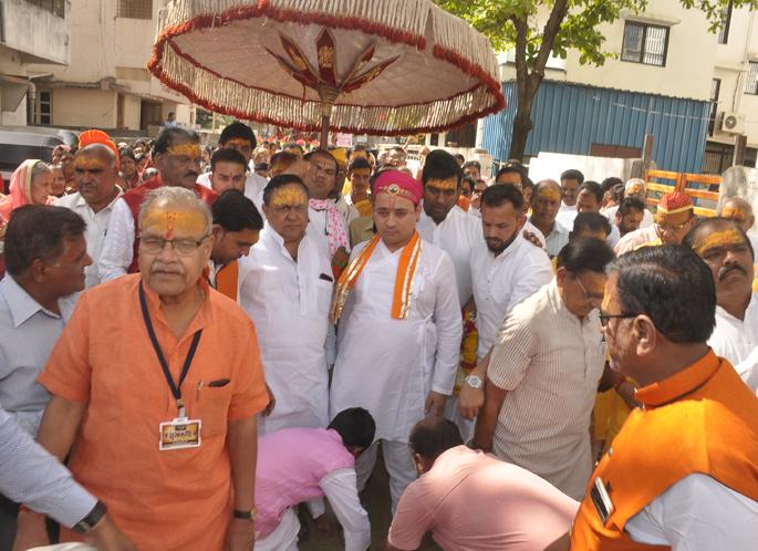 Govatsa Maharaja's Ramakatha started | गोवत्स महाराजांच्या रामकथेस प्रारंभ Govatsa Maharaja's Ramakatha started | गोवत्स महाराजांच्या रामकथेस प्रारंभ