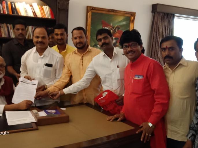 Works for ropeway at Kalsubai peak | कळसूबाई शिखरावर रोपवेसाठी कृतिशील Works for ropeway at Kalsubai peak | कळसूबाई शिखरावर रोपवेसाठी कृतिशील