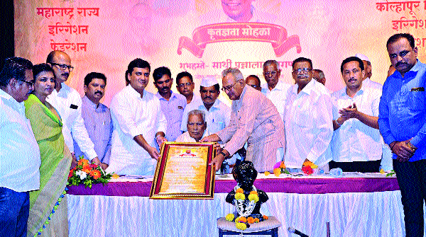 Grateful for 'ND' to take the movement forward: Pannalal Surana | चळवळ पुढे नेणे हीच ‘एनडीं’ना कृतज्ञता: पन्नालाल सुराणा Grateful for 'ND' to take the movement forward: Pannalal Surana | चळवळ पुढे नेणे हीच ‘एनडीं’ना कृतज्ञता: पन्नालाल सुराणा