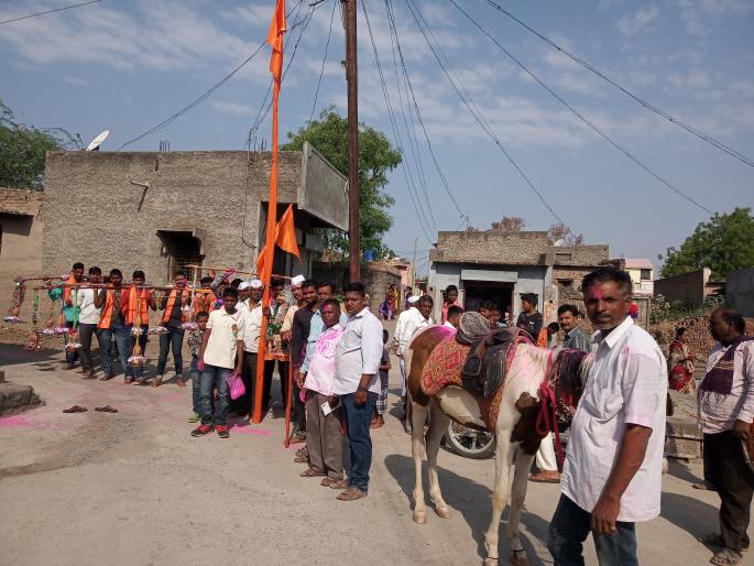 Due to drought in the city's Bhairavnath yatra | नगरसूलच्या भैरवनाथ यात्रेवर दुष्काळाचे सावट Due to drought in the city's Bhairavnath yatra | नगरसूलच्या भैरवनाथ यात्रेवर दुष्काळाचे सावट