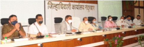 Emphasis should be placed on employment oriented courses | रोजगाराभिमुख अभ्यासक्रमावर भर द्यावा Emphasis should be placed on employment oriented courses | रोजगाराभिमुख अभ्यासक्रमावर भर द्यावा