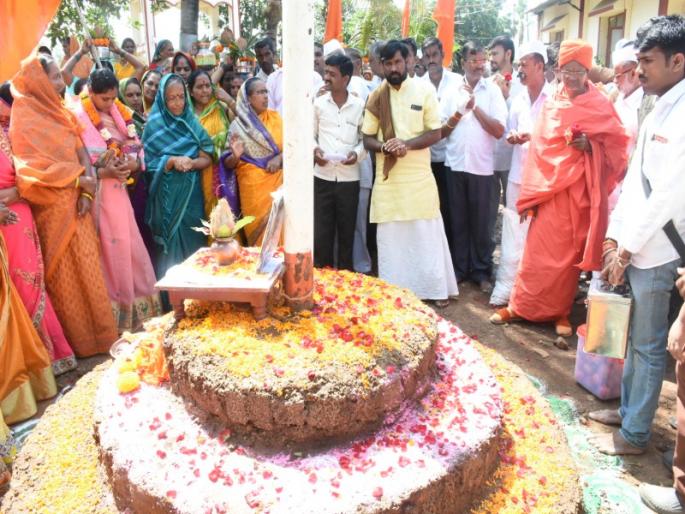  The flag hoisting ceremony of Dharmasikar Sangh | धर्मसंस्कार सोहळ्याचे ध्वजारोहण उत्साहात